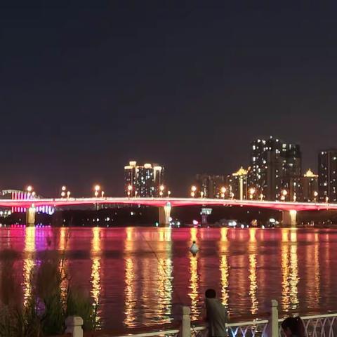 诗词三首·邕江夜景