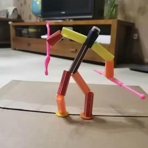 小小竹节人  背后是心灵手巧大智慧