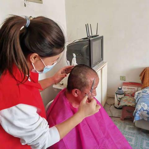 【新文明实践站】“二月二”龙抬头 义剪暖心传温情 华通社区学雷锋系列活动（一）