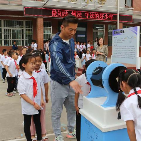 “红色百年路 科普沿黄行”走进杨家沟小学