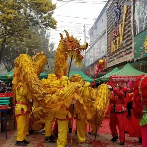 渠道搭台，金融唱戏，专业融合打造邮储年货节！