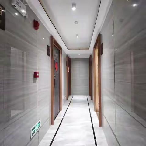 宝安【前海幸福里】翻身地铁口100米 带精装修 首付五成 分期五年