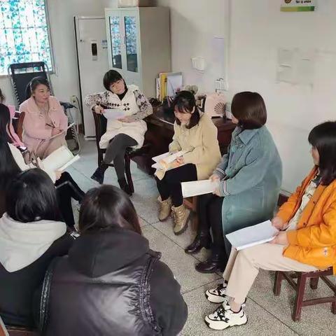 “聚”集体智慧，“备”精彩课堂——记桂花园小学五年级组语文集体备课活动