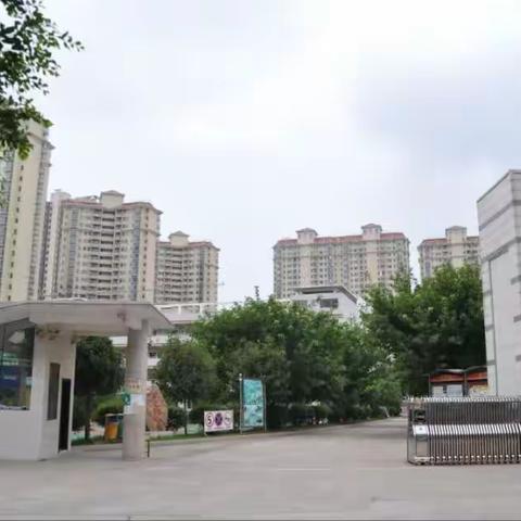 做好“领头雁”，当好“排头兵”——始兴县高峰小学召开教研组长备课组长工作推进会