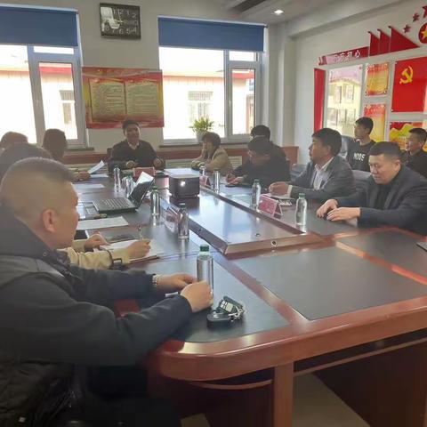 中共东丰县委统战部召开“纪念五一口号”学习交流会
