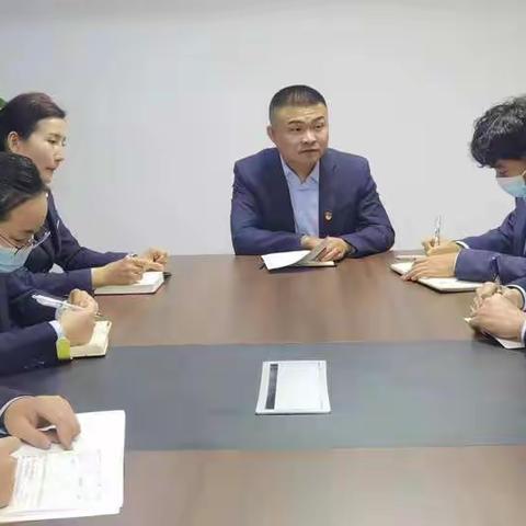 博乐农商银行双河支行把握“三个全面”深入学习贯彻党的二十大精神