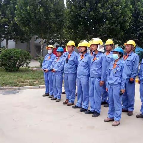 六车间组织甲醇储罐着火应急演练