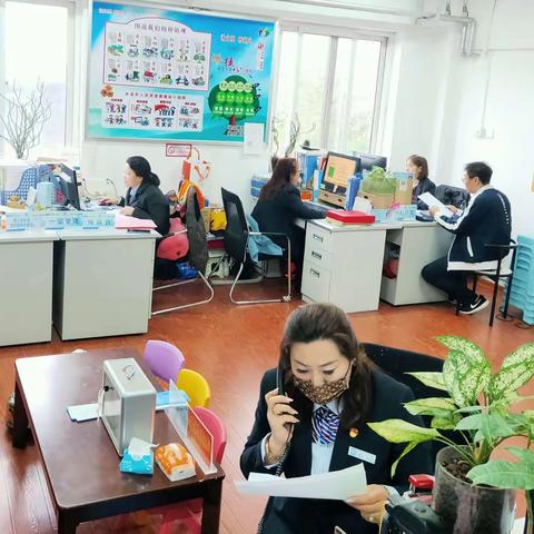 堤口路街道彩世界社区持续开展疫苗接种宣传工作