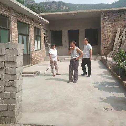 住建局村镇处组织建档立卡贫困户住房安全核验工作抽检