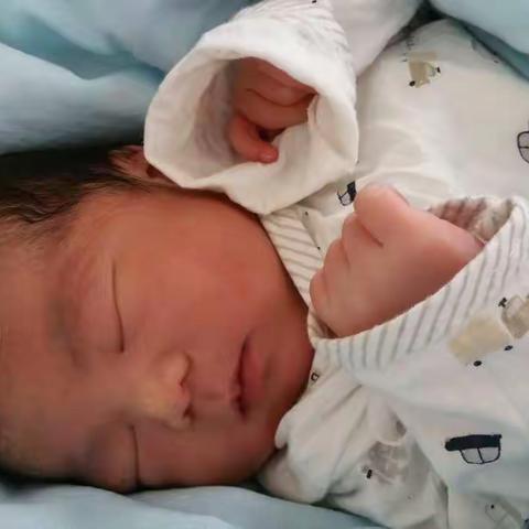小星星1岁成长瞬间