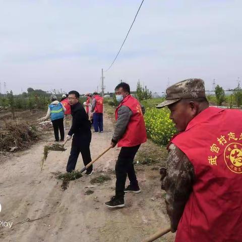 北蒙街道武官村组织各行各业参与周五人居环境集中大整治活动