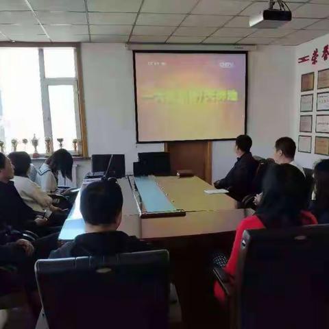 市林科院党支部开展"回顾百年党史，重温红色篇章"主题党日活动