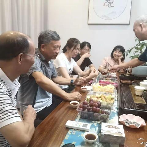 来一场食全石美约会，宁师毕业三十年再聚石城！岁月匆匆，你我不老