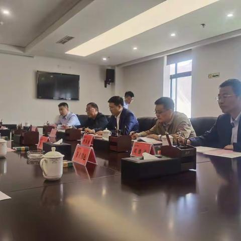 河北中烟党组成员、副总经理胡自强一行到西藏调研