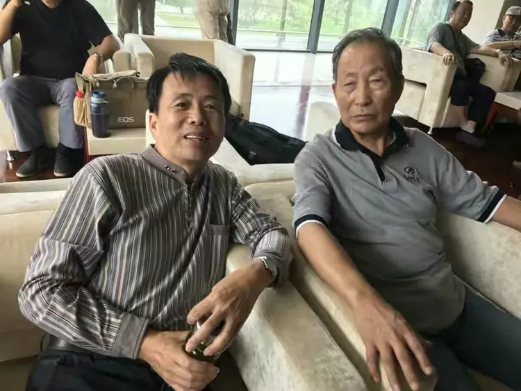 张南同学回忆……王广生,杨丽,同学们: