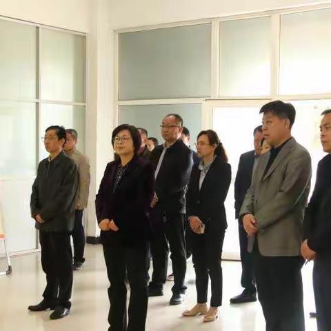 区人大组织部分街道人大工委主任参观新丰街道庆山路社区       人大代表工作室建设情况