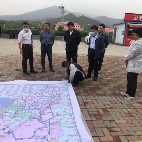 管理处第一书记王子才莅临平山服务区检查指导工作