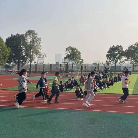 消防常记心，安全伴我行—木兰小学消防演练活动