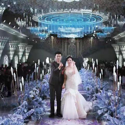 美女搭档，生日快乐