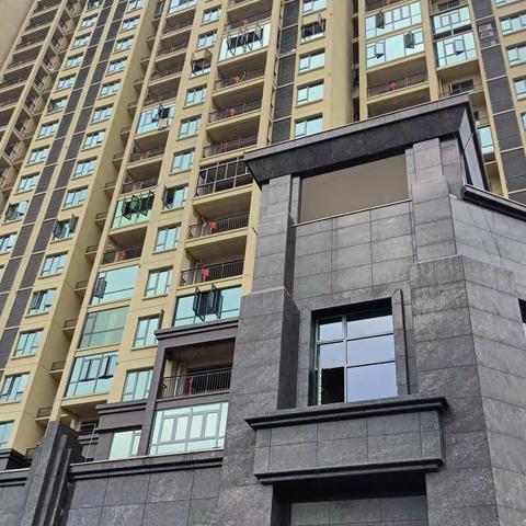 名匠艳子11月29日打卡领仕汇，实拍名匠工地施工进度，了解3，4，5栋在建状况。