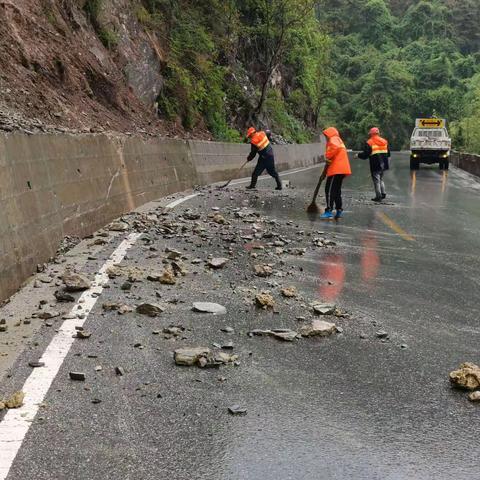 春夏秋冬，公路在我心中