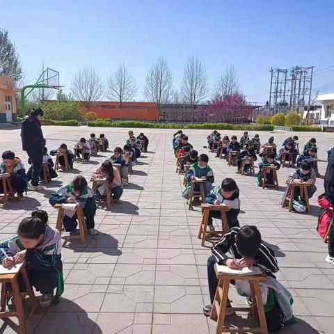 数往知来算出精彩——半壁店小学四年级开展计算能力大赛活动