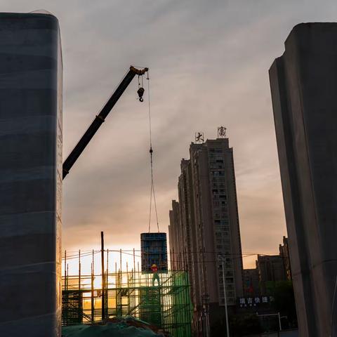 北环线上的筑路者