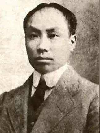 赓续红色基因    传承红色文化   再游独秀山公园