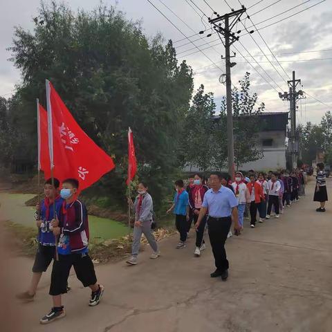 烈士纪念日————李三庄小学进行中