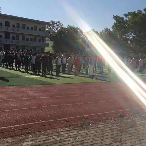 家访暖人心，共育促成长——记黄田初中家访活动