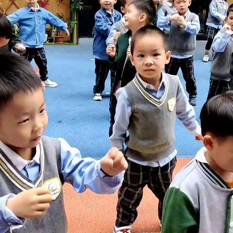 🌈温暖三月  ，🍭🍭快乐相伴              乐贝蕾幼儿园🏰中二班