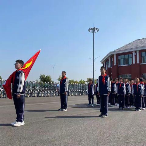 “我爱你中国”——临朐县树人实验学校小学部升旗仪式！