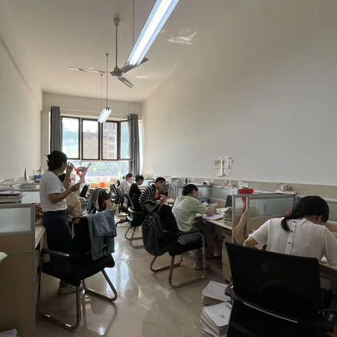 “点亮学生心之光 以悟万物之理”—冀英中学天宁校区初三物理组九月总结