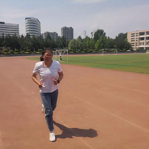 天天向上的体育老师