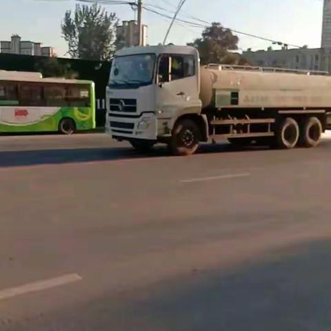 【海城启洁城市服务有限公司】争创文明城 一直在路上