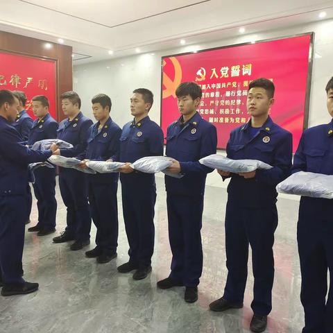 保障到位，情暖人心——宁津县消防救援大队为指战员发放被装