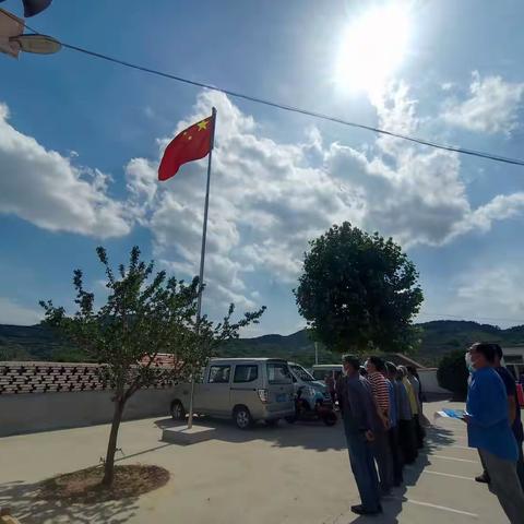 黑山村开展环境卫生大扫除活动