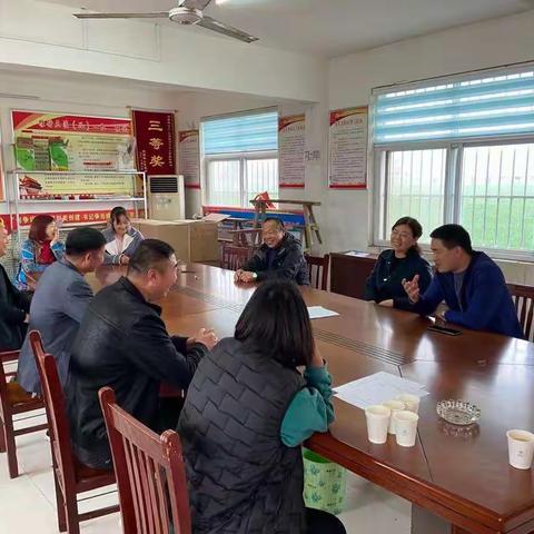 党校党委书记、副校长党彩丽到结对帮扶村调研