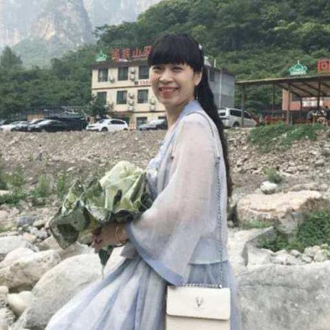 春风化雨润出桃李芬芳