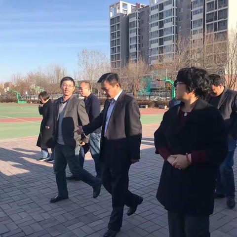 教育为先，综治扬帆