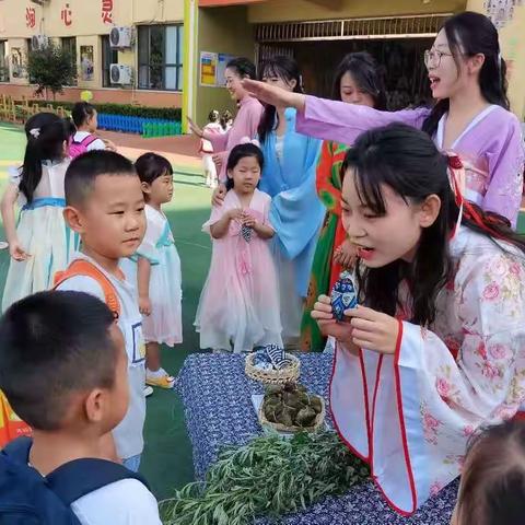 “体验悠悠民俗，共庆端午佳节”--内丘县幼儿园端午节活动