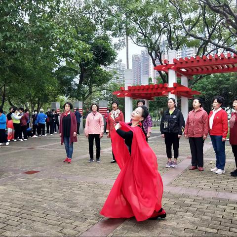 湖景社区“巾帼心向党，与时代共进”三八文艺汇演活动