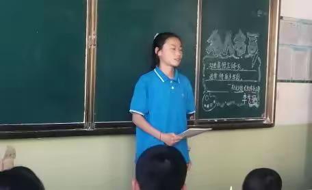 腹隐无边锦绣  胸藏万斛珠玑