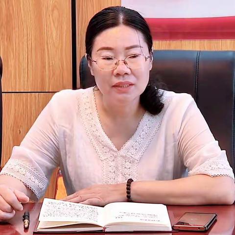 凝“新”聚力，筑梦启航———凌云县深圳盐田镇洪小学开展新进教师培训会
