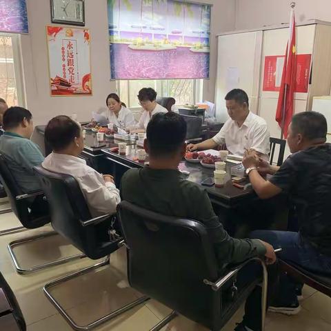 龙安支行组织召开信贷业务银企座谈会