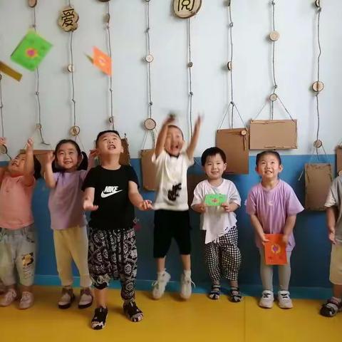 阳城金色摇篮幼儿园幼小三班——父亲节活动