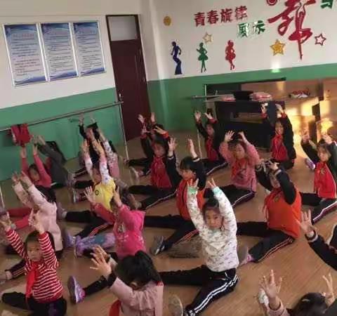 个性培养 全面发展 ——桃园中心小学自主选课活动