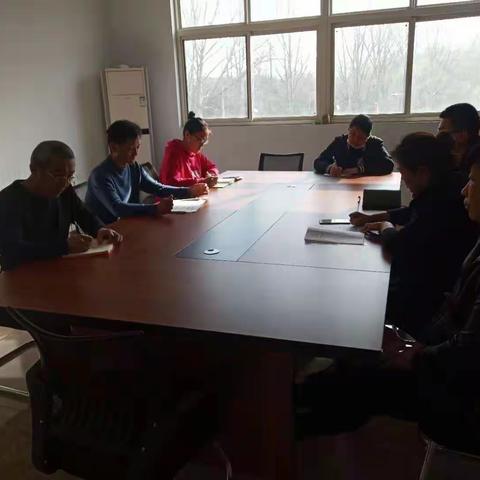 不忘初心跟党走，小小网格员，就在您身边。