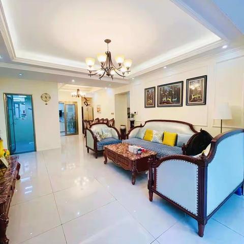 🌟东方银座，产权105，精致装修，大三房，家电家具齐全，拎包入住，👍，66.8万一口价  67204