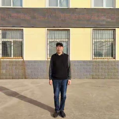 温情三月，美丽绽放——湖滨区向川小学组织庆“三八”妇女节趣味活动